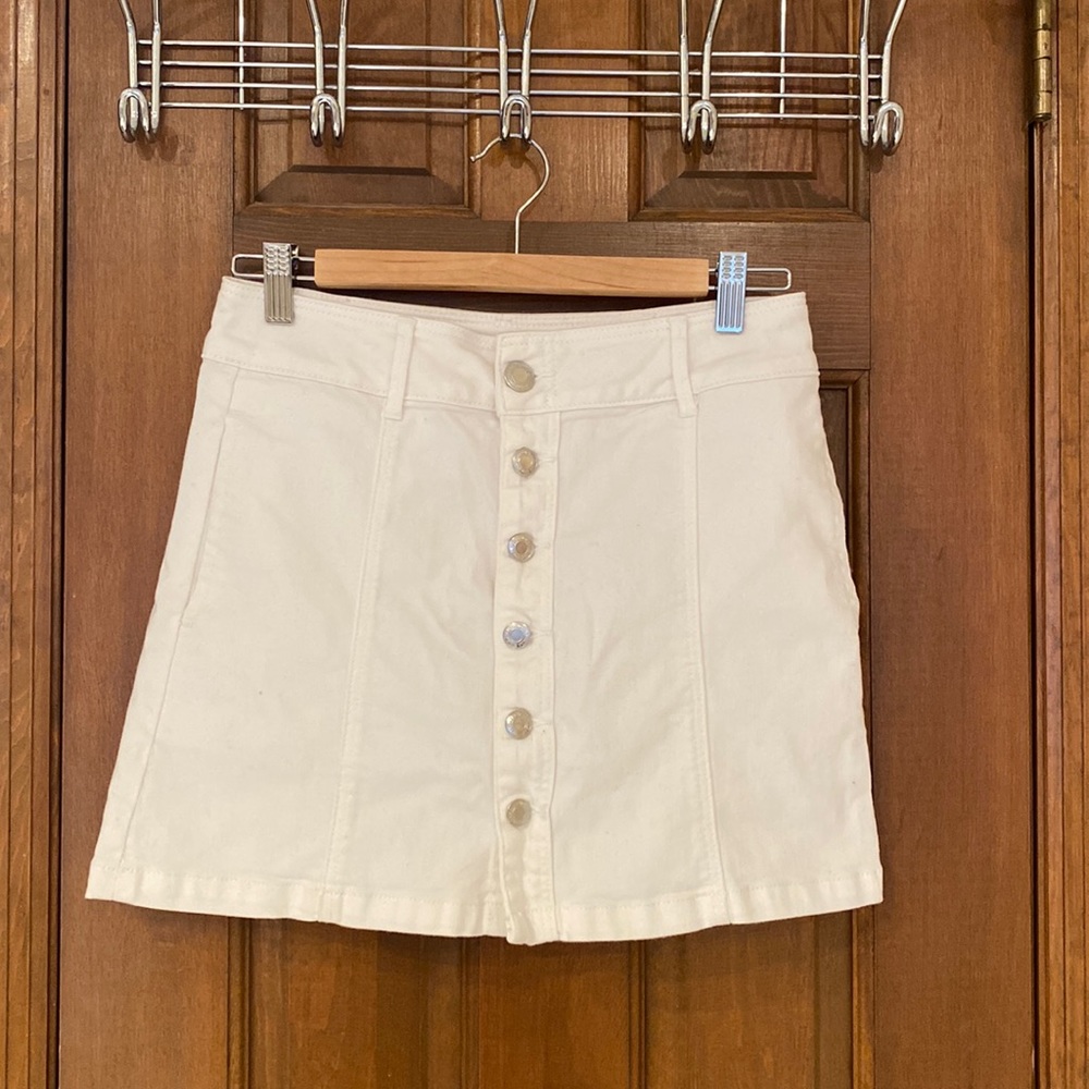 American eagle white denim skirt
